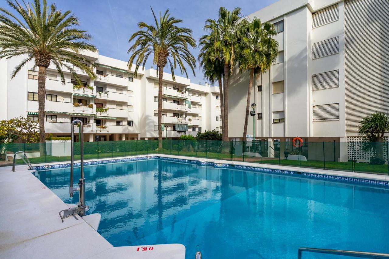 Apartamento Carihuela Playa Torremolinos Exterior foto